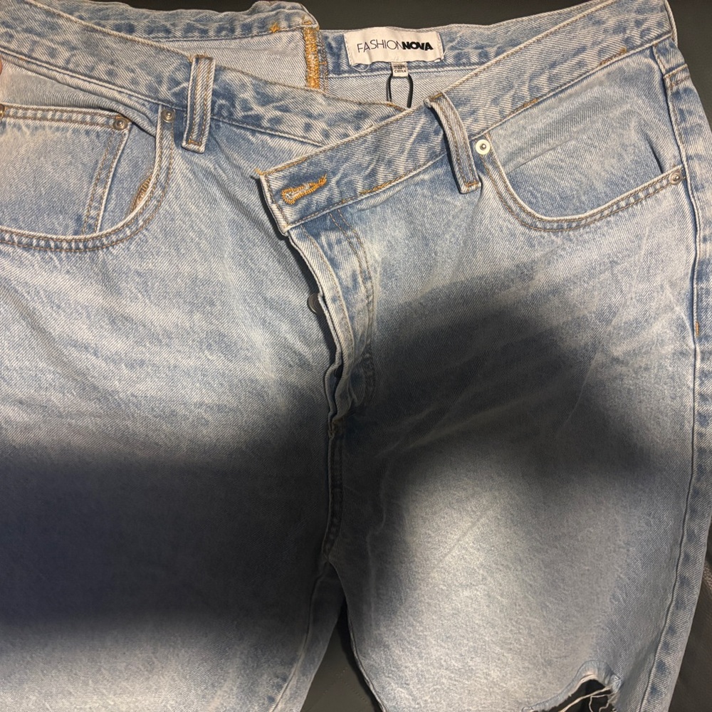Fashion Nova Light Wash Denim Baggy Crossover Jeans